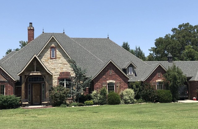 French Country Estate and Family Resort - Pool and Spa in OKC limits