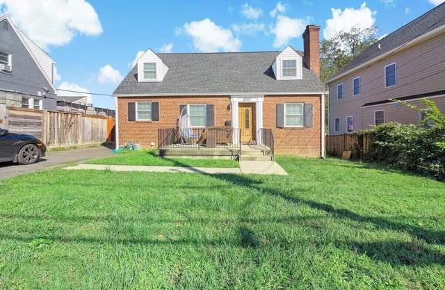 Fresh | 4 bedroom | Luxury | Center | Sunny