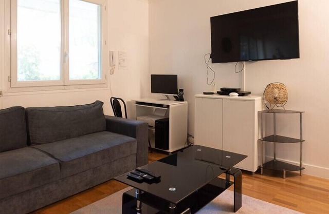 Fresh and spacious family nest in Romainville