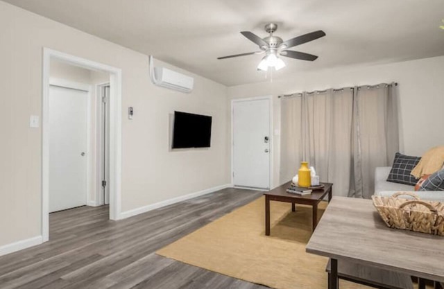 Fresno Apt| 1/1 | Parking|Next to Gazebo Gardens!