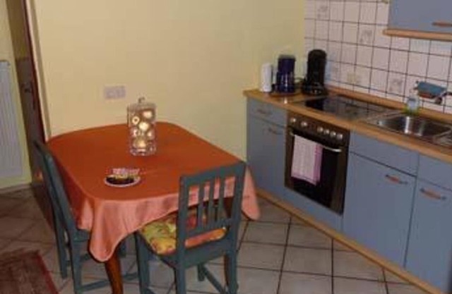 Friedhelm Meyer-Beer - apartment/apartment, shower, toilet, living room/bedroom