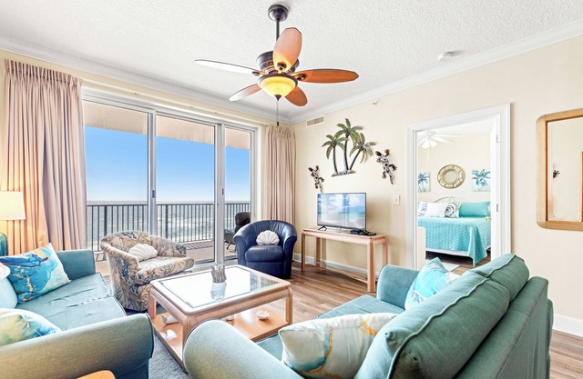 Friendly Starfish @ Ocean Reef 4/3 spacious Ask about our Snowbird discount