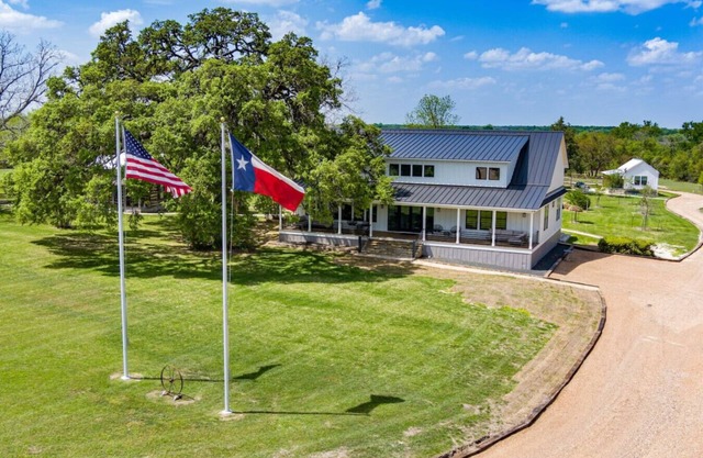 Full Farm Rental in Round Top!