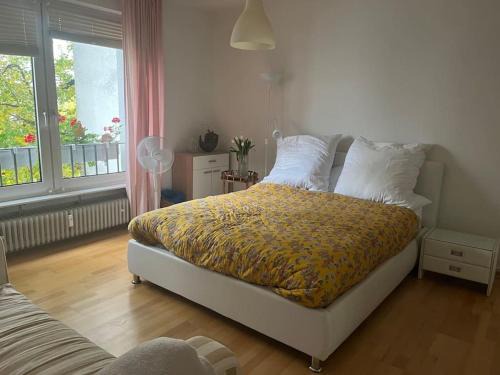 Full Flat in City Centre with Balcony