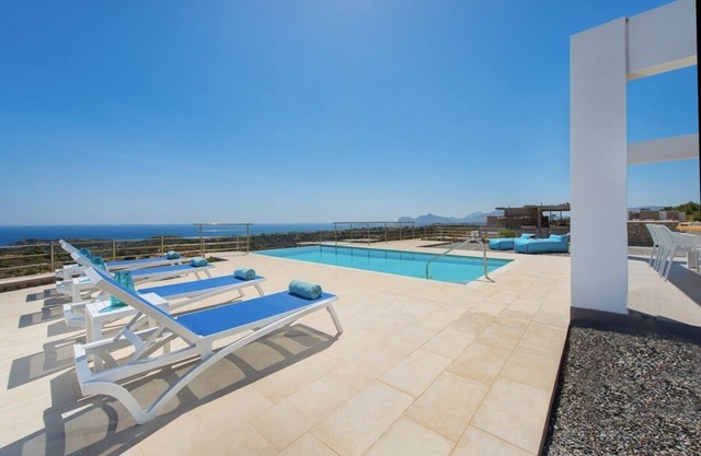 Full Sea View Luxury Villa Oly