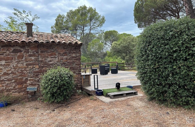 Fully equipped and air-conditioned cottage on private property