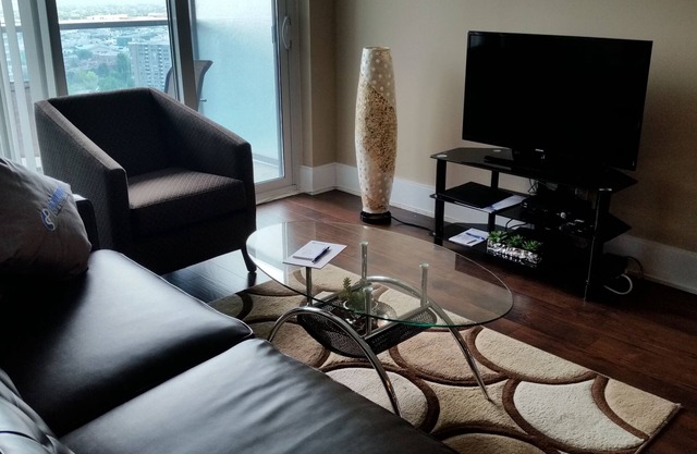 Fully Furnished one Bedroom Apartment Square One Mississauga