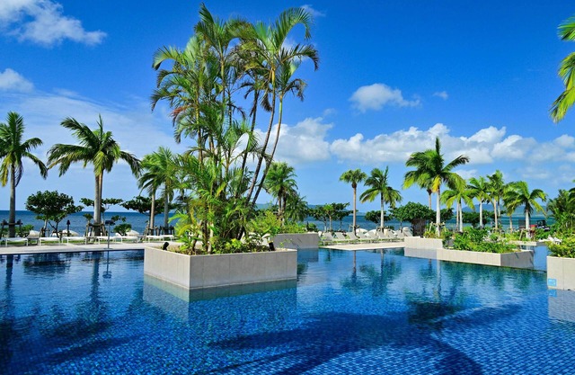 Fusaki Beach Resort Hotel & Villas