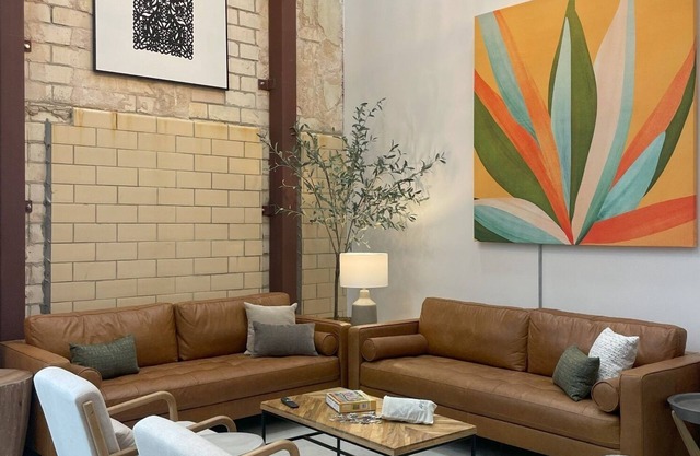 Fyrebird Place: 5-Bedroom Industrial Loft with Private Pavilion & Yard