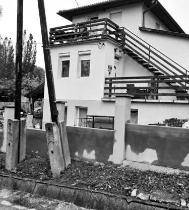 Gábor - lak