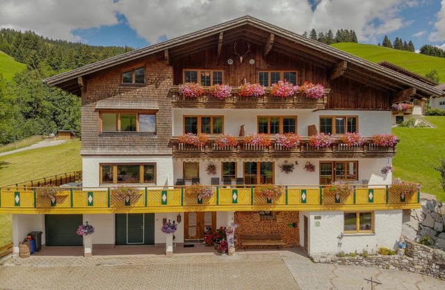 Gästehaus Almhof