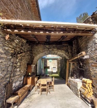 Gîte et jardin en bord de rivière
