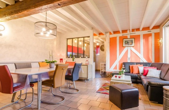 Gîte Laubressel, 4 pièces, 8 personnes - FR-1-543-176