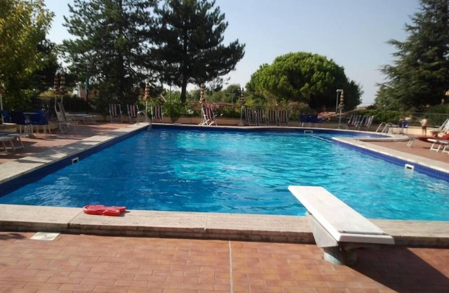 Gabicce: House in a cottage with pool and garden