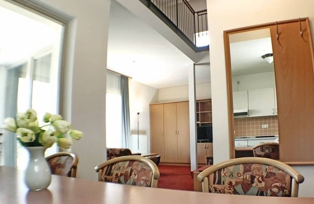 Gallery apartment with conservatory