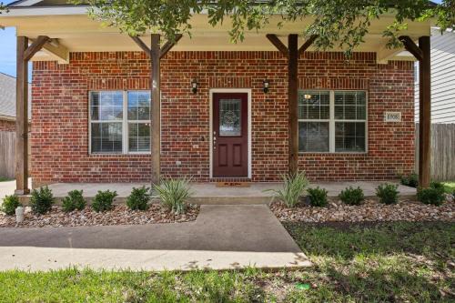 Game Day Getaway Near Texas A&M home