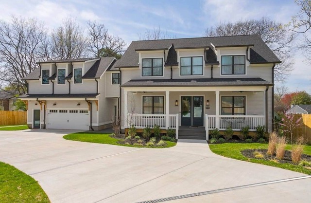 Game Room, Fire Pit & Hot Tub!