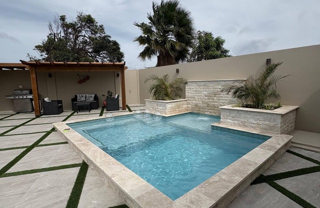 Garden Studio in Santa Cruz - Bohemian Style with pool