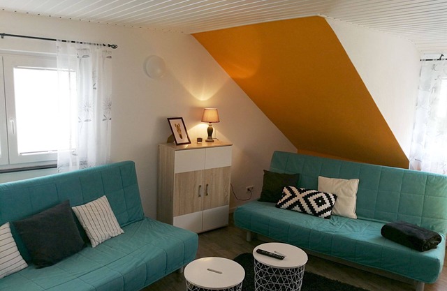Gästehaus Koblenz - Dachgeschoss for up to 10 people with garden use and barbecue