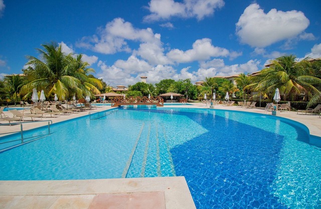 GB120 Great Apartment with 3 Suites - Guarajuba