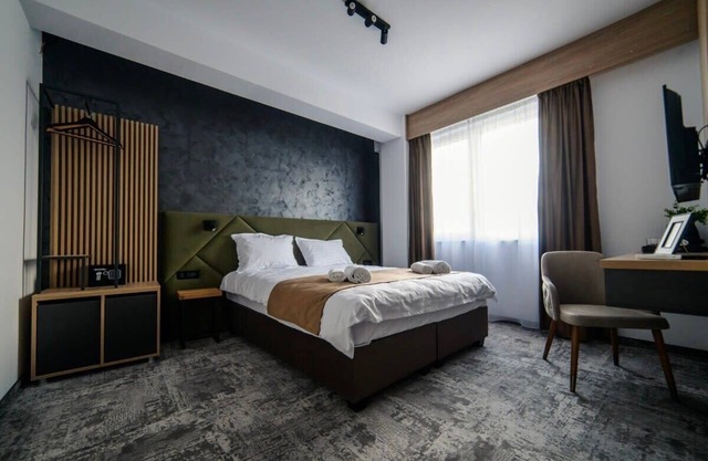 GBU Home Timisoara Olive 405