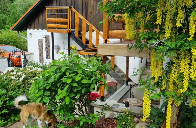 Gemütliche Wohnung im Grünen +Sauna +Garten + Terrasse