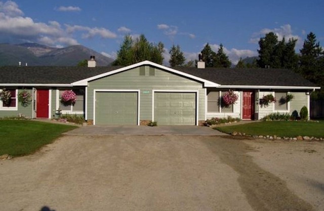 Gem House on Riverfront: