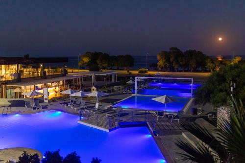 Gennadi Seaside Resort