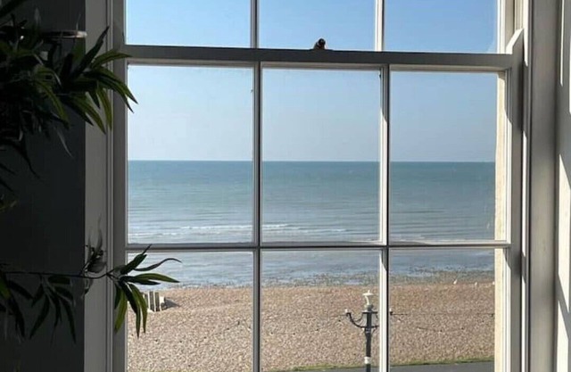 Georgian Townhouse on the beach