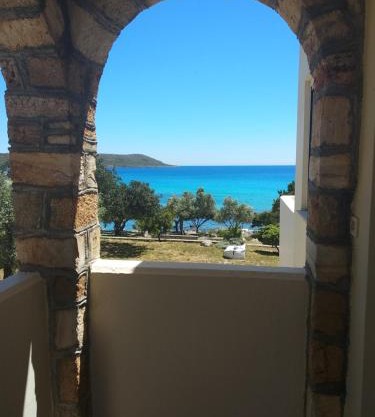 Gialos Village