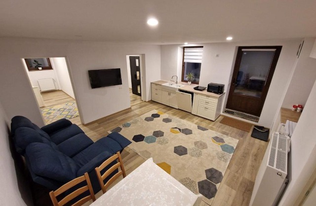 GIRO Guest House