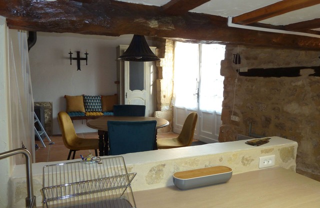 Gite 5 minutes from a leisure center in Gourdon (Lot) in a stone house