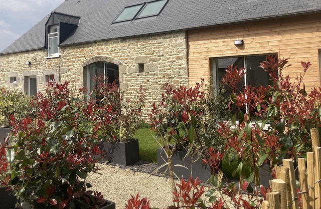 GITE 8/10 PEOPLE IN A RENOVATED MILL 3KMS FROM THE SEA