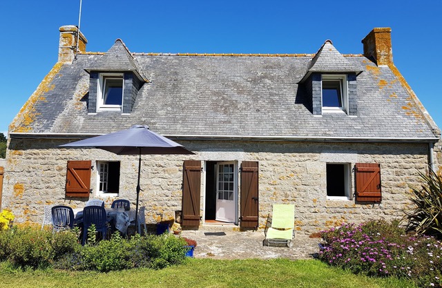 GITE at 300 meters from the sea in a protected natural area