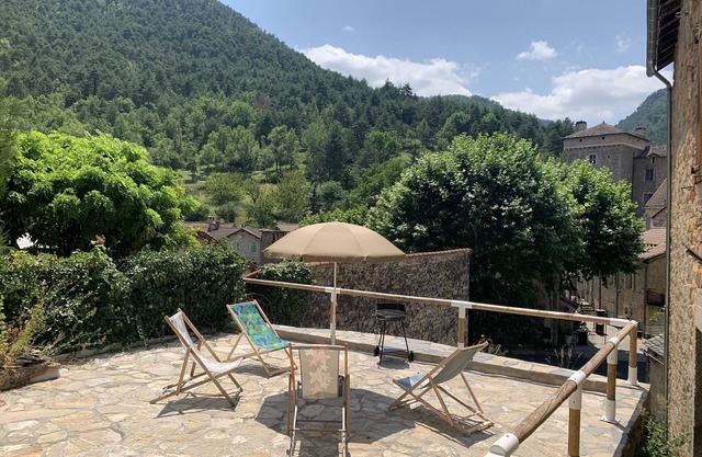 GITE AVEC TERRASSE