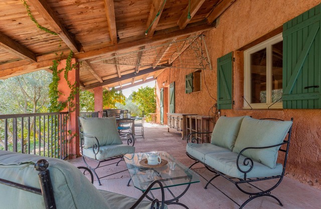 Gite Baba in a Vineyard