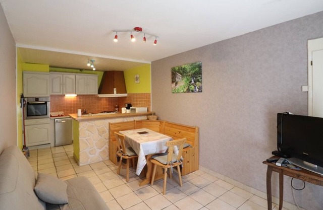Gite Coltines, 2 bedrooms, 5 persons