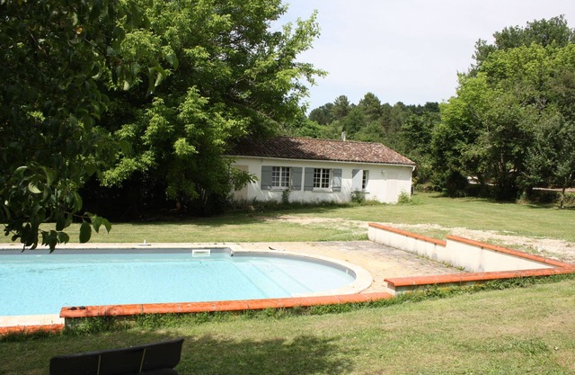 Gite in the woods with shared heated pool