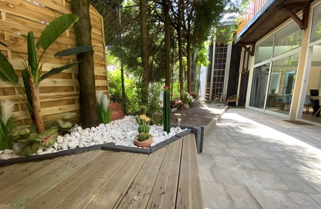 Gîte "La Maison du Ruisseau" with Private Terrace, Balcony and Wi-Fi