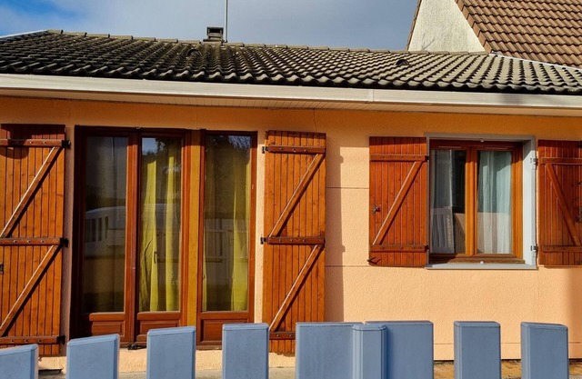 Gite Trappes, 2 bedrooms, 4 persons