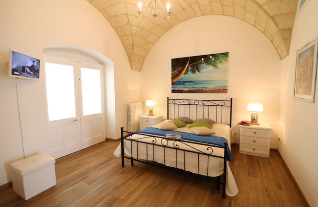 Glenda Historic House in Otranto
