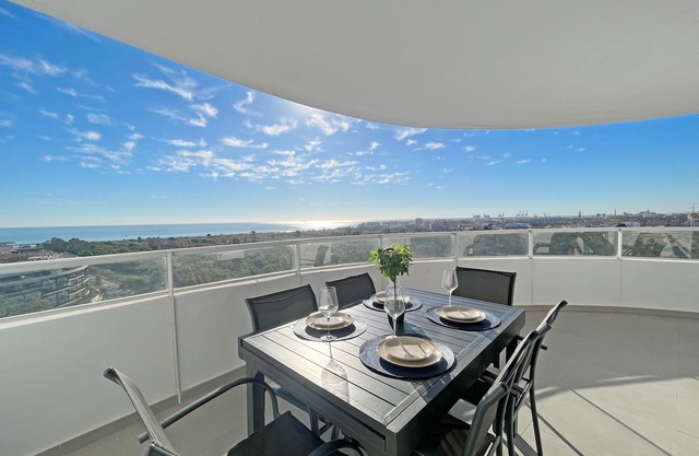 Global Properties: Apartment with large terrace with sea views