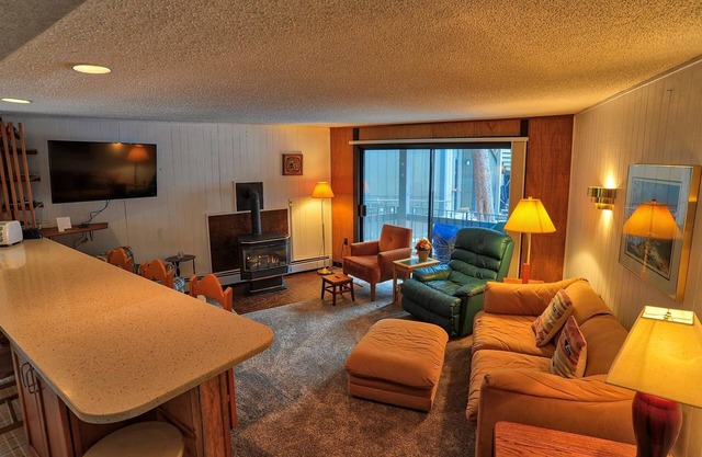 Gold Camp II E87 Condo