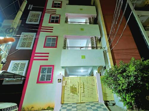 Golden Guest House