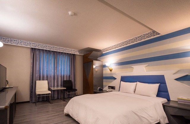 Golden Phoenix Hotel
