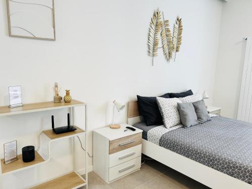 Golden Suite - Stylish and with FREE Parking!