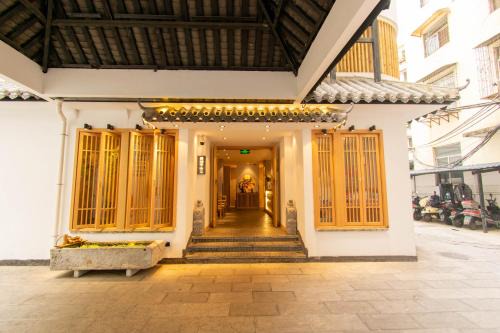 Gongxili-Yinjian Hotel