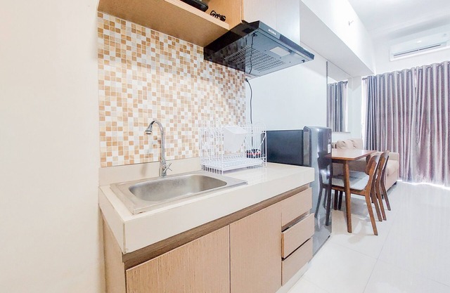 Good And Homey 2Br At Parkland Avenue Apartment