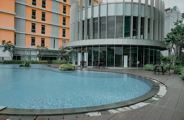 Good Place And Homey 1Br Apartment At Pejaten Park Residence