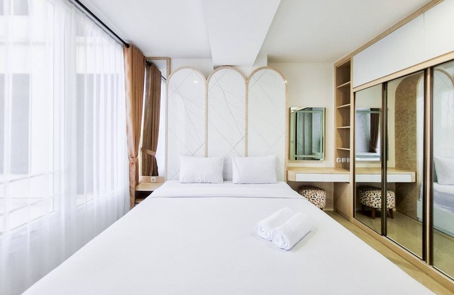 Good Place And Homey 2Br At Green Park Yogyakarta Apartment